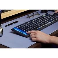 Clavier de jeu mécanique linéaire rétroéclairé sans fil pleine grandeur Vanguard Air 99 de Corsair - Anglais