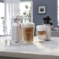 De'Longhi PrimaDonna Aromatic Automatic Espresso Machine with Frother & Coffee Grinder - Stainless/Black