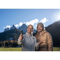 Caméra portative 4K à stabilisation sur 3 axes Osmo Pocket 4 de DJI avec transmetteur DJI Mic 3 et objectif Osmo 3