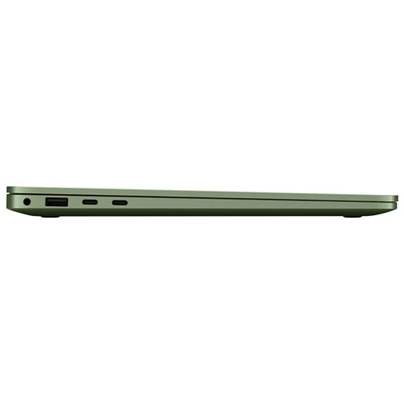 Portable à écran tactile Microsoft Surface de 13,8 po, PC Copilot+ (Snapdragon X2 Elite/16 Go RAM/512 Go SSD) - 2026 - Jade - Anglais