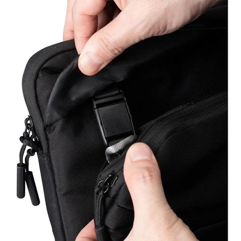 Mallette pour portable 3-en-1 de 14 po Work+ de Targus avec organiseur à bandoulière - Noir