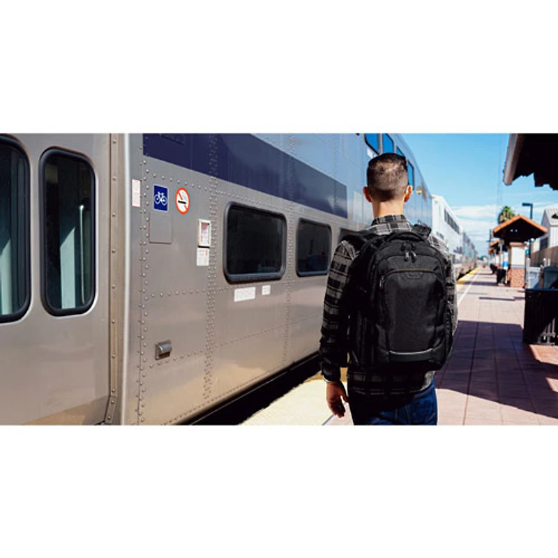 Targus Voyager 17" Laptop Travel Backpack - Black