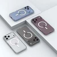 Étui rigide ajusté Insignia avec MagSafe pour iPhone 18 Pro Max - Transparent - Exclusivité Best Buy