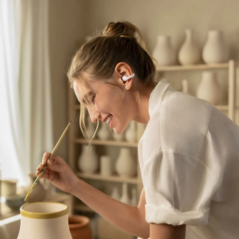 Écouteurs boutons 100 % sans fil ouverts OpenDots 2 de Shokz avec Dolby Audio - Blanc