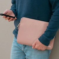 Housse Vibrance Neo de LOGiiX pour MacBook de 13 po avec câble USB-C à USB-C - Rose
