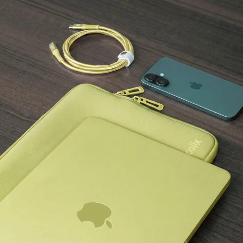 Housse Vibrance Neo de LOGiiX pour MacBook de 13 po avec câble USB-C à USB-C - Agrume