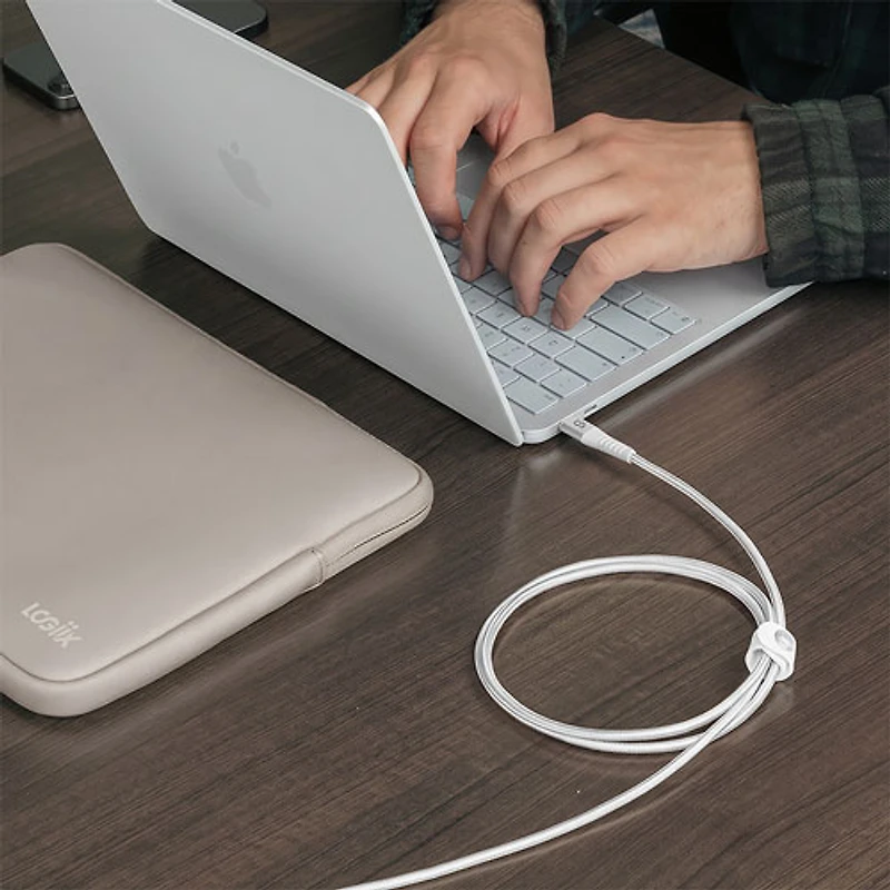 LOGiiX Vibrance Neo 13" MacBook Sleeve with USB-C to USB-C Cable - Silver