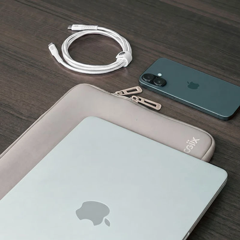 LOGiiX Vibrance Neo 13" MacBook Sleeve with USB-C to USB-C Cable - Silver