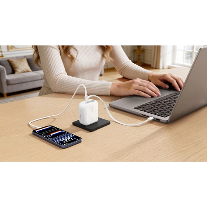Belkin 67W USB-C GaN Wall Charger with 1m Retractable USB-C Cable