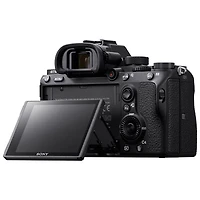 Sony Alpha 7 III Full-Frame Mirrorless Camera with 28-70mm Lens Kit