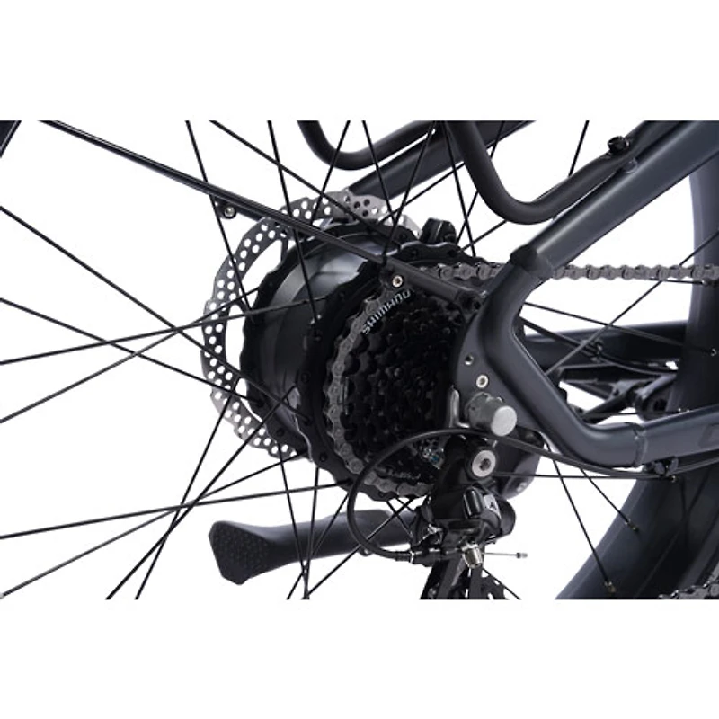Vélo de ville électrique à gros pneus Caribou de CCM (moteur 500 W/autonomie maximale 89 km/vitesse maximale 32 km/h) - Noir