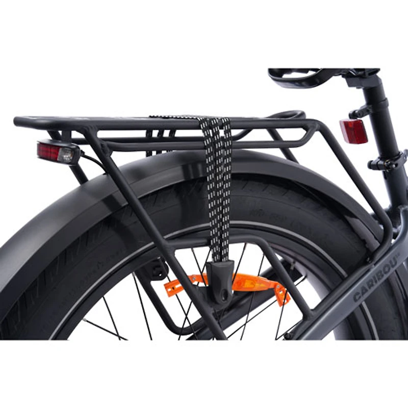 Vélo de ville électrique à gros pneus Caribou de CCM (moteur 500 W/autonomie maximale 89 km/vitesse maximale 32 km/h) - Noir