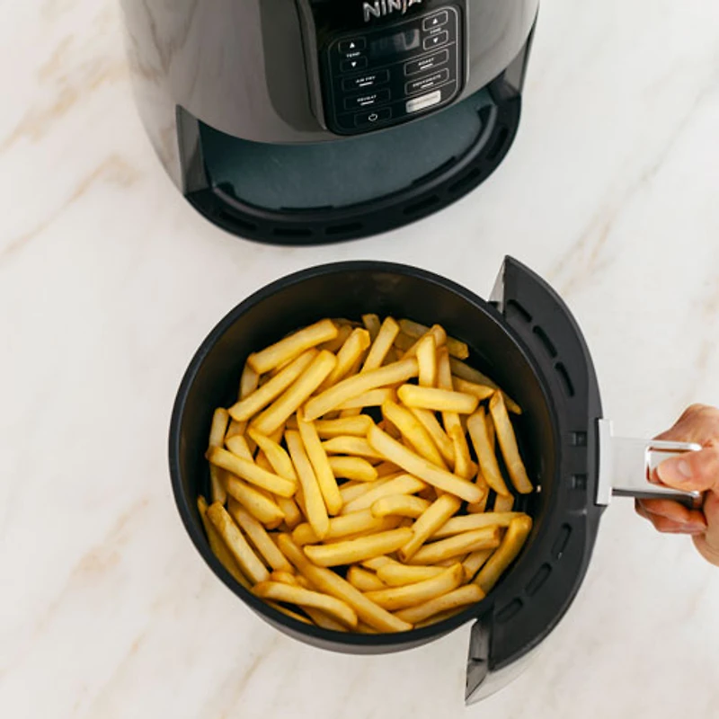 Ninja AF100C Air Fryer - 3.78L (4QT) - Black