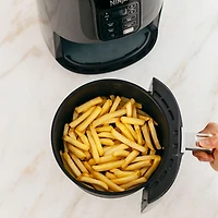 Ninja AF100C Air Fryer - 3.78L (4QT) - Black