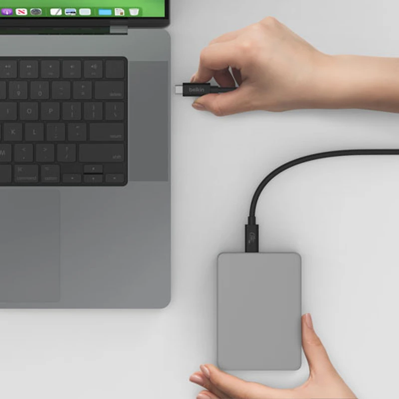 Belkin Connect 240W 20Gbps 2m (6.6 ft.) USB-C/USB-C Cable (INZ004bt2MBK)