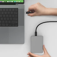 Belkin Connect 240W 20Gbps 2m (6.6 ft.) USB-C/USB-C Cable (INZ004bt2MBK)