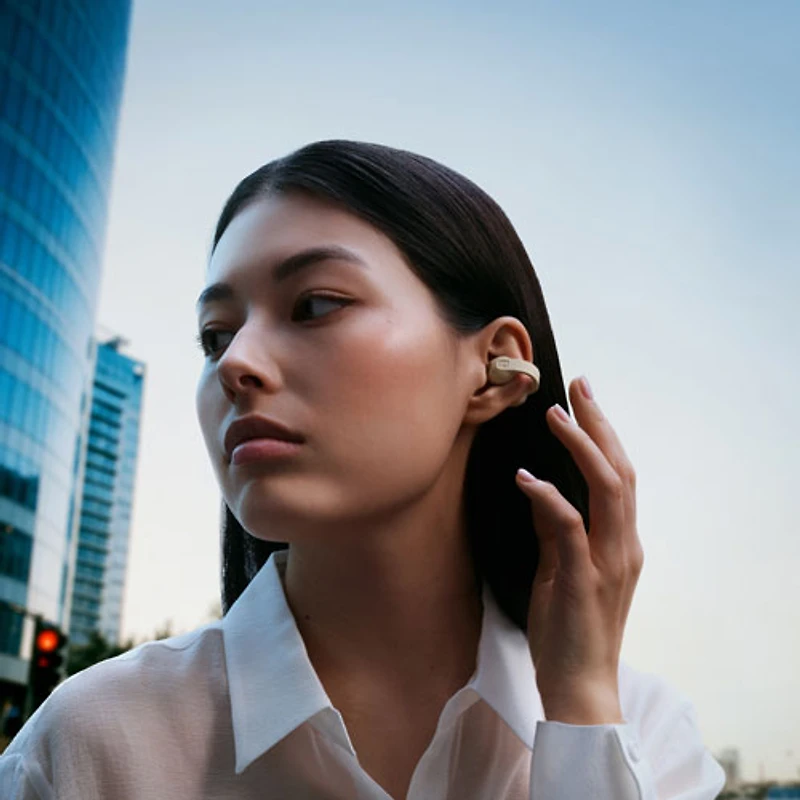 Écouteurs-boutons sans fil véritables à conception ouverte Sennheiser ACCENTUM Clip - Crème