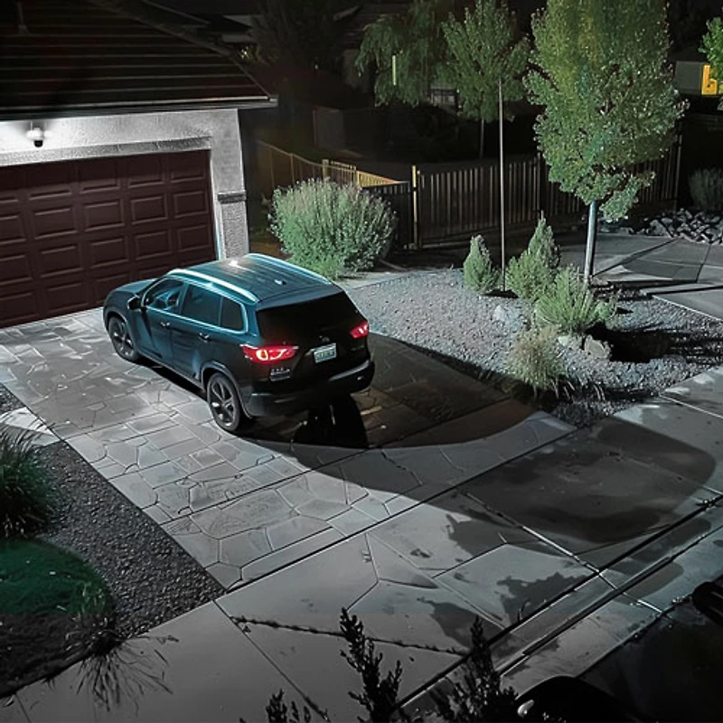 Aosu Wired Outdoor Smart Floodlight Security Camera with 360° Pan & Tilt and Colour Night Vision