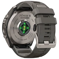 Montre intelligente multisports GPS Garmin fēnix 9 Pro Solar de 51 mm - Argent / Gris galet / Gris argenté