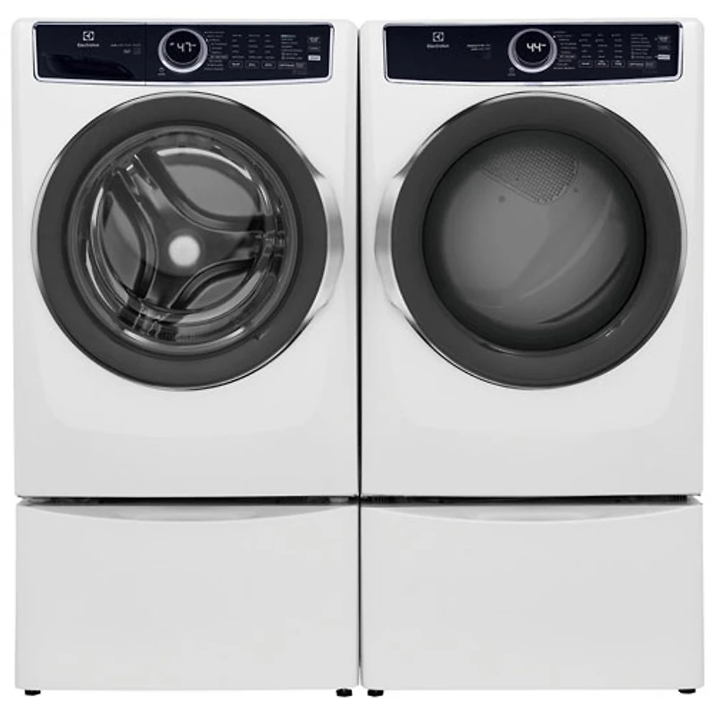 Laveuse à vapeur à chargement frontal 5,2 pi³ et sécheuse électrique à vapeur 8,0 pi³ d’Electrolux avec 2 socles de 27 po – Blanc