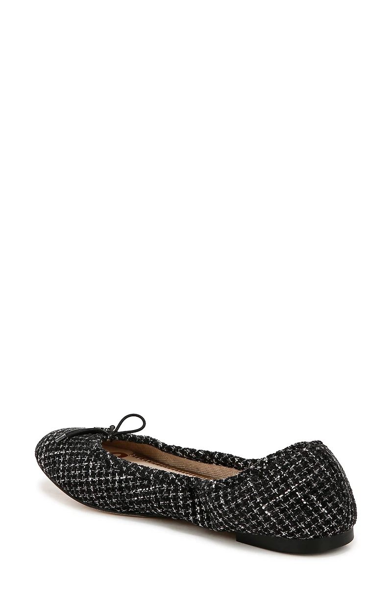 Felicia Flat