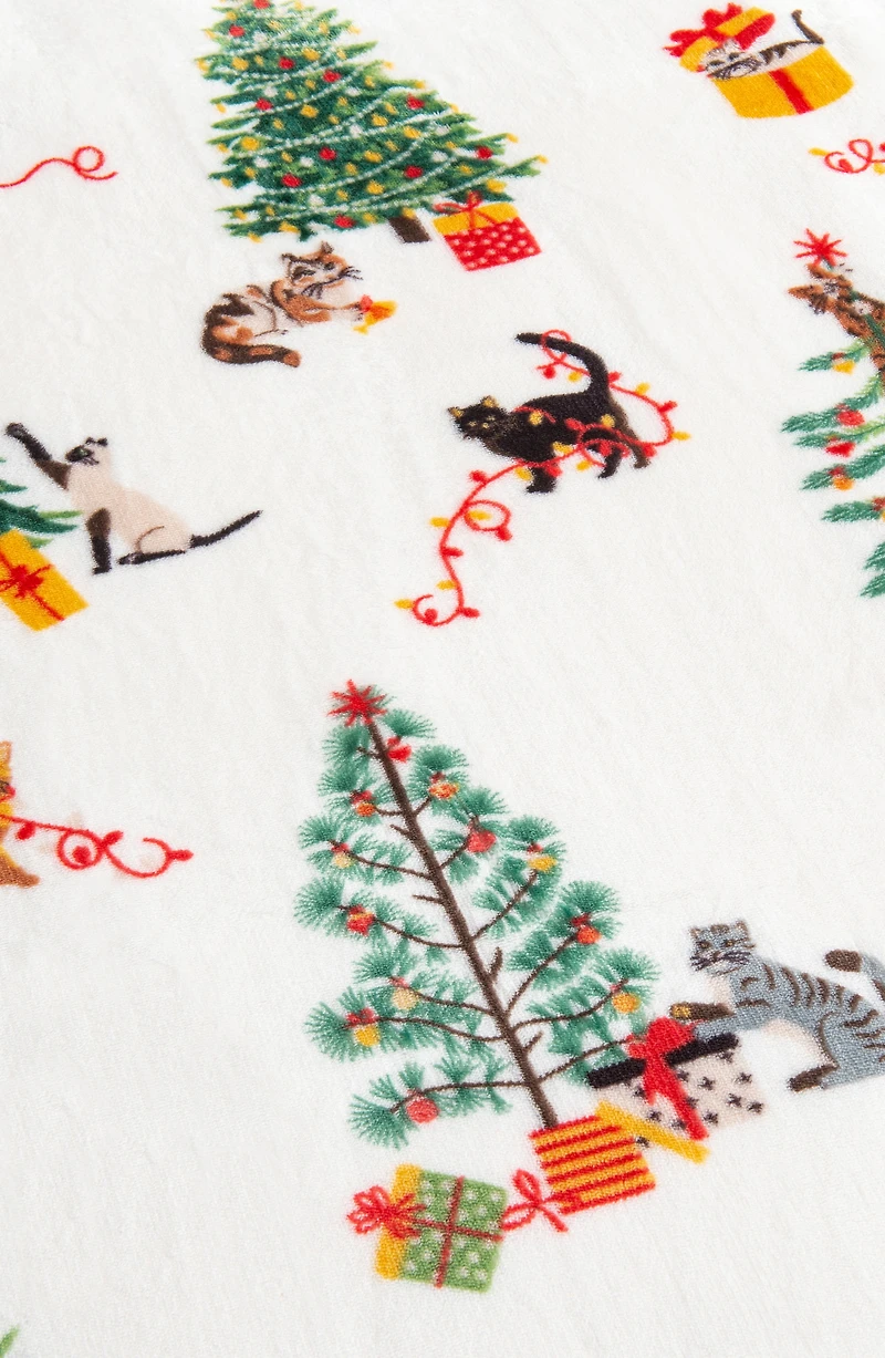 Holiday Print Reversible Faux Shearling Throw Blanket