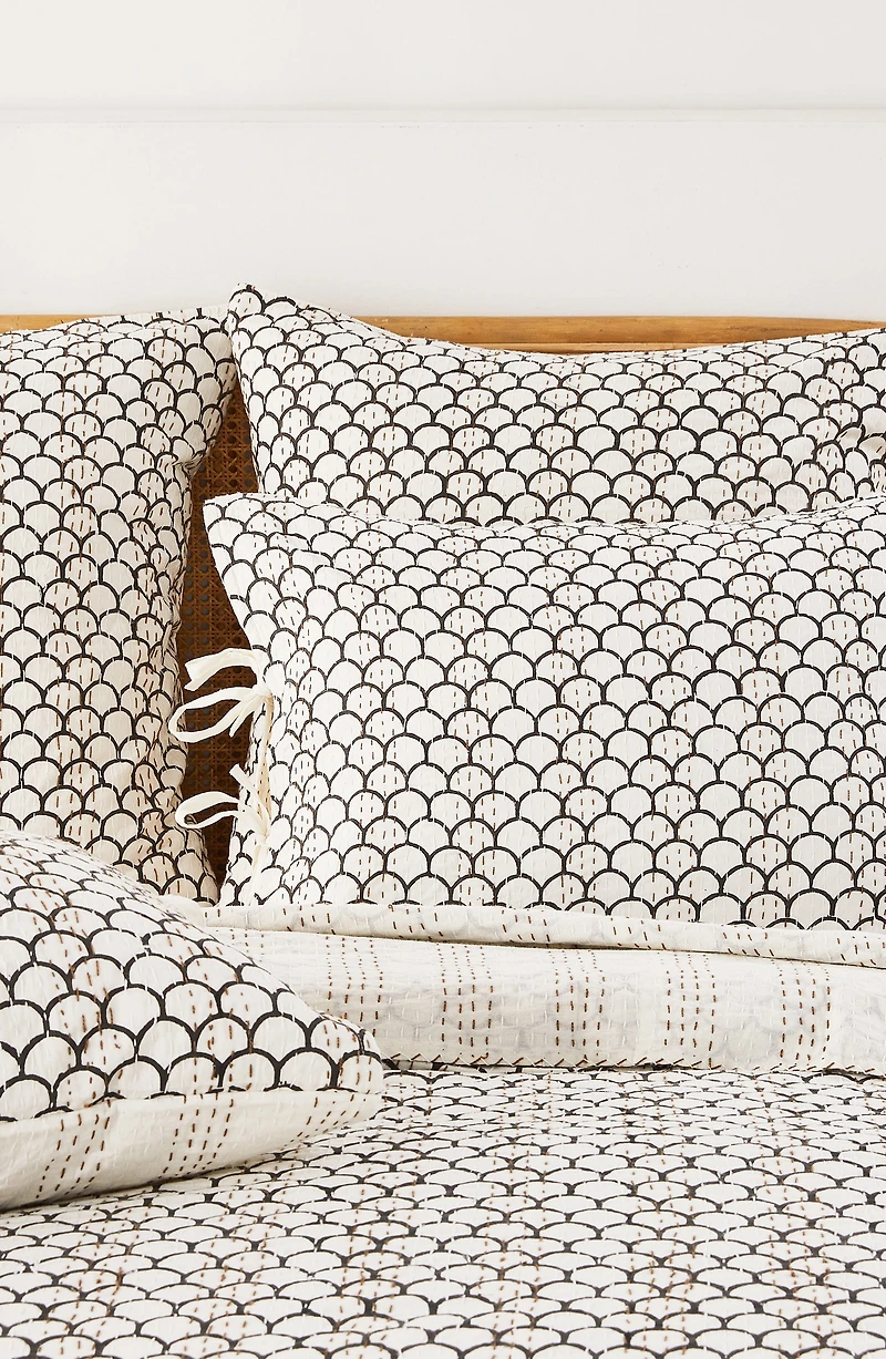 Scalloped Handstitched Kantha Set of 2 Cotton Shams