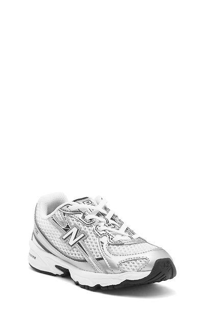 Gender Inclusive 740 Sneaker