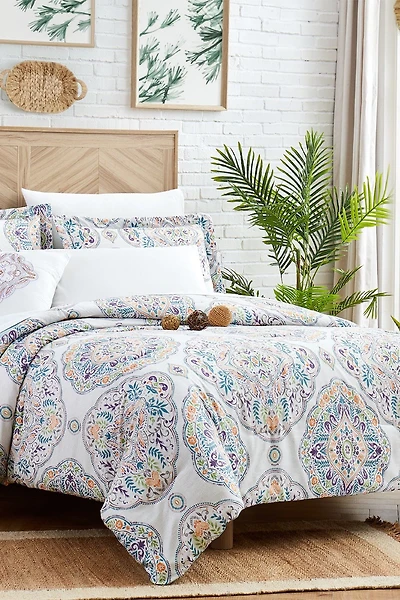 Castell Complete 8-Piece Bedding Set