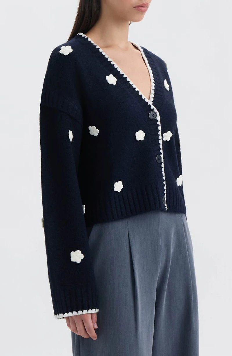 Crochet Flower V-Neck Cardigan