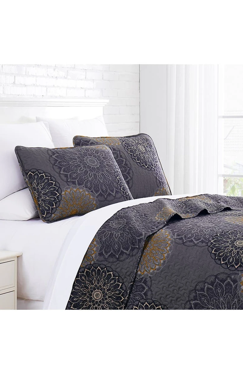 Midnight Floral Oversized Quilt Cover Set - Blue King/California King