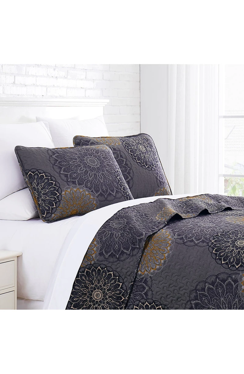 Midnight Floral Oversized Quilt Cover Set - Blue King/California King