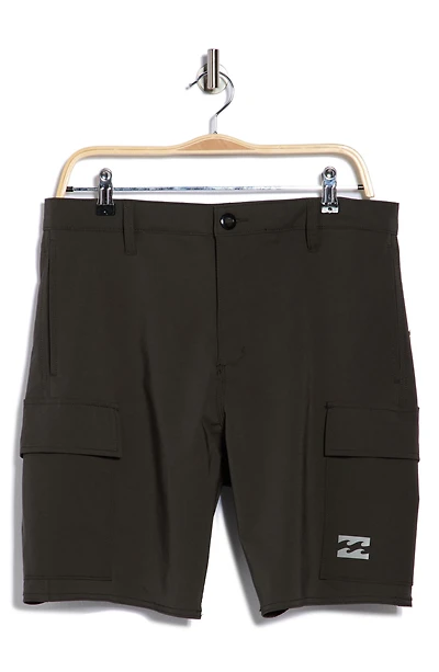 Quinn Hybrid Shorts
