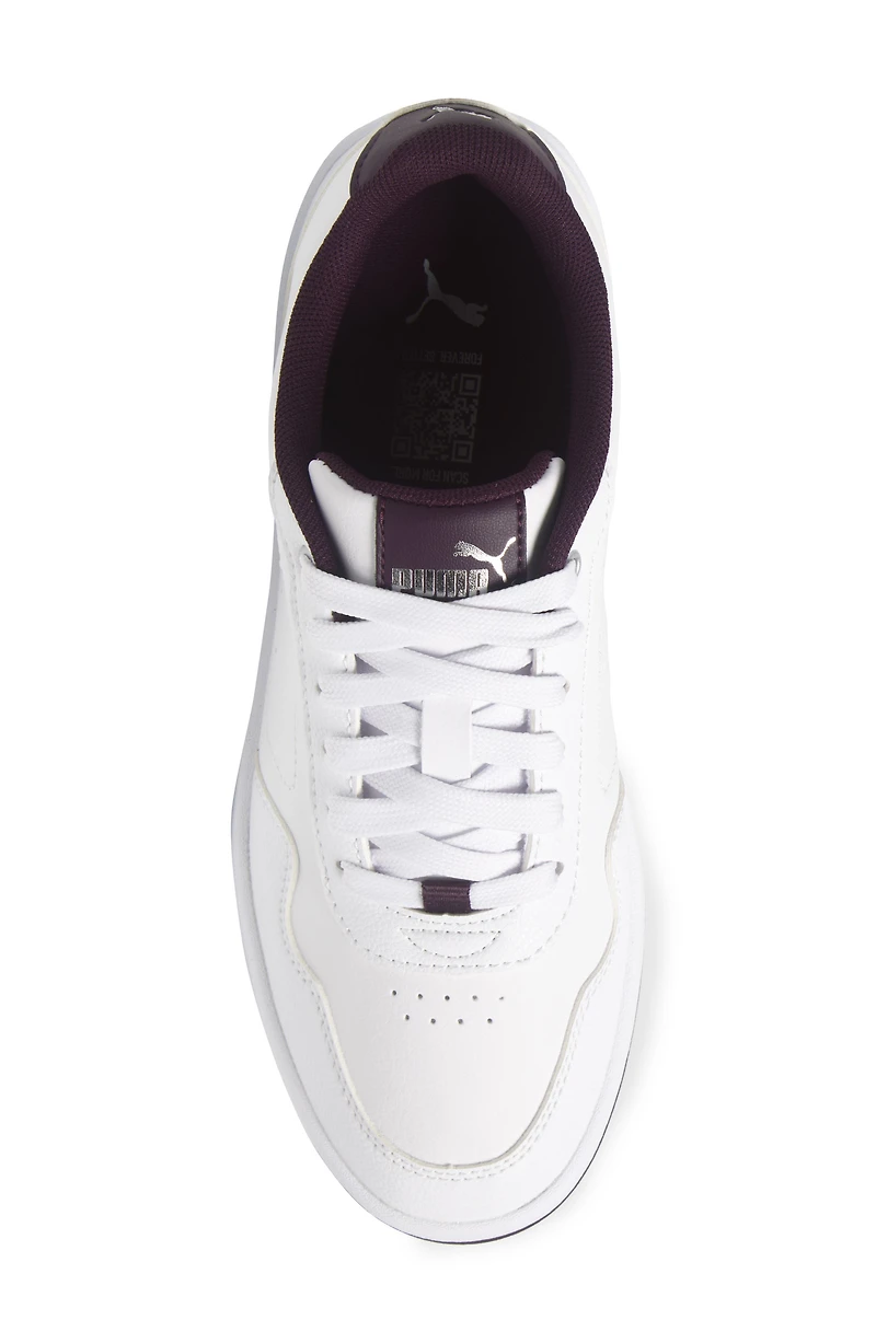 Court Classy Sneaker