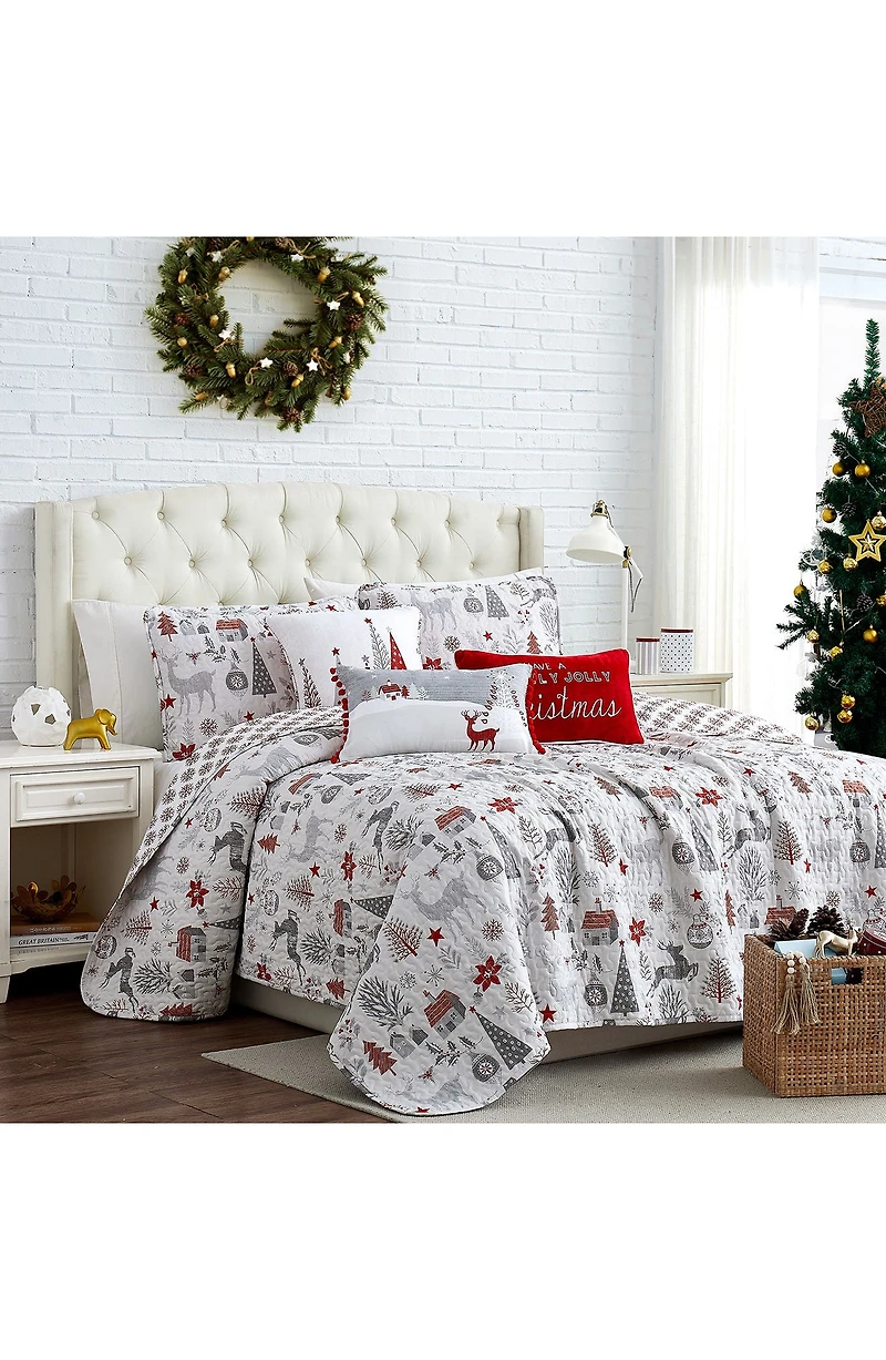 Holly Jolly Lane Oversized Holiday Quilt Set