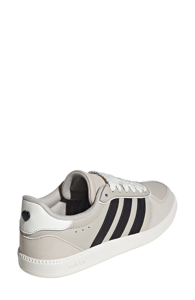 Breaknet Sleek Sneaker