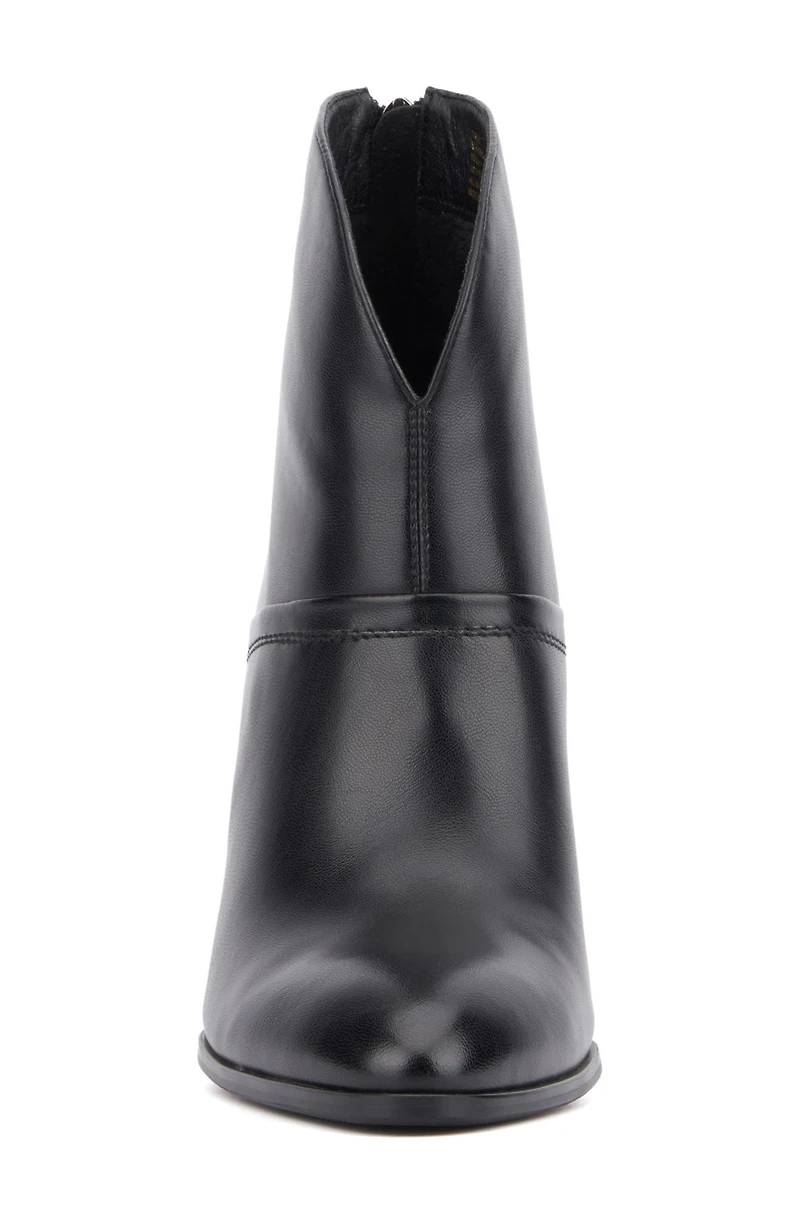 Notched Wedge Boot