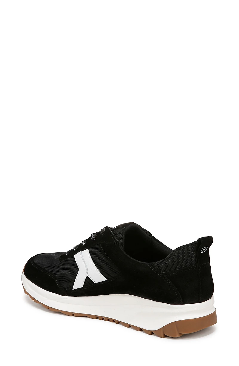 Shay Sneaker