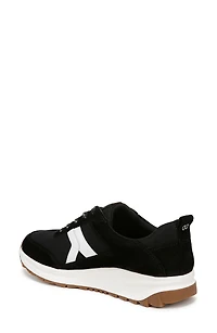 Shay Sneaker