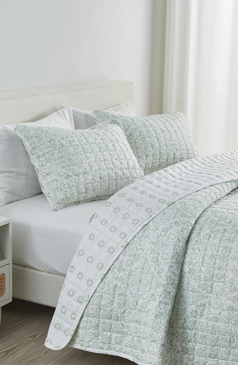 Floral 3-Piece Quilt Set