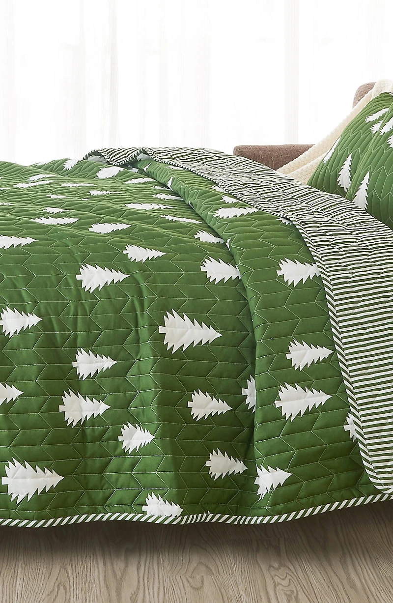 Forest Lodge Reversible Quilt & Sham Set