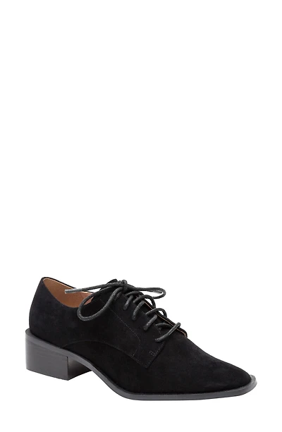 Moritz Lace-Up Pump