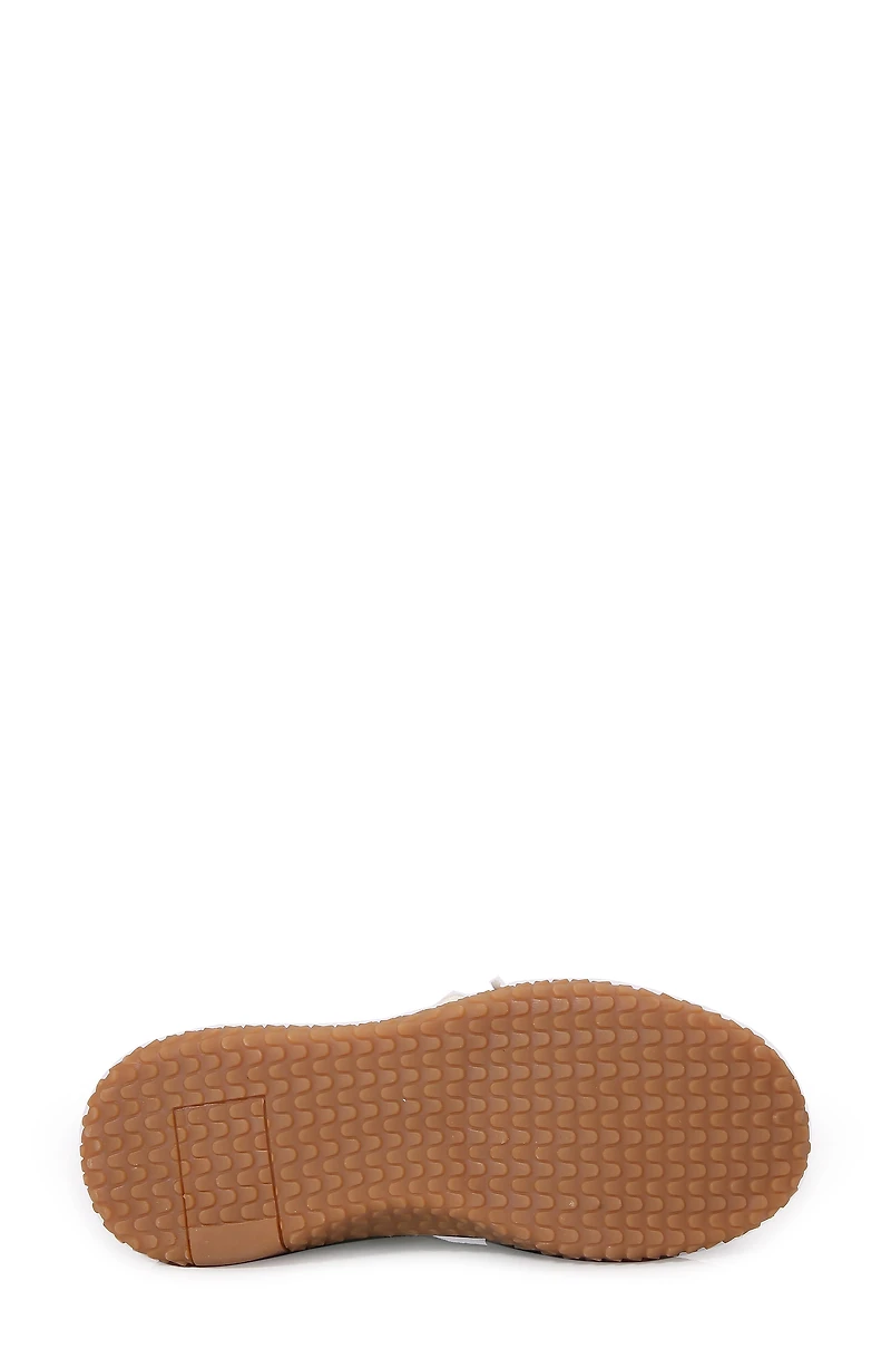 Double Lace Sneaker