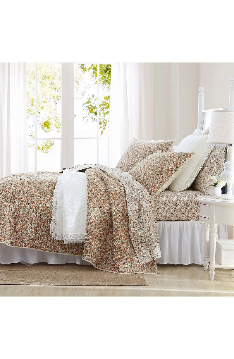 Loveston Quilt & Sham Set