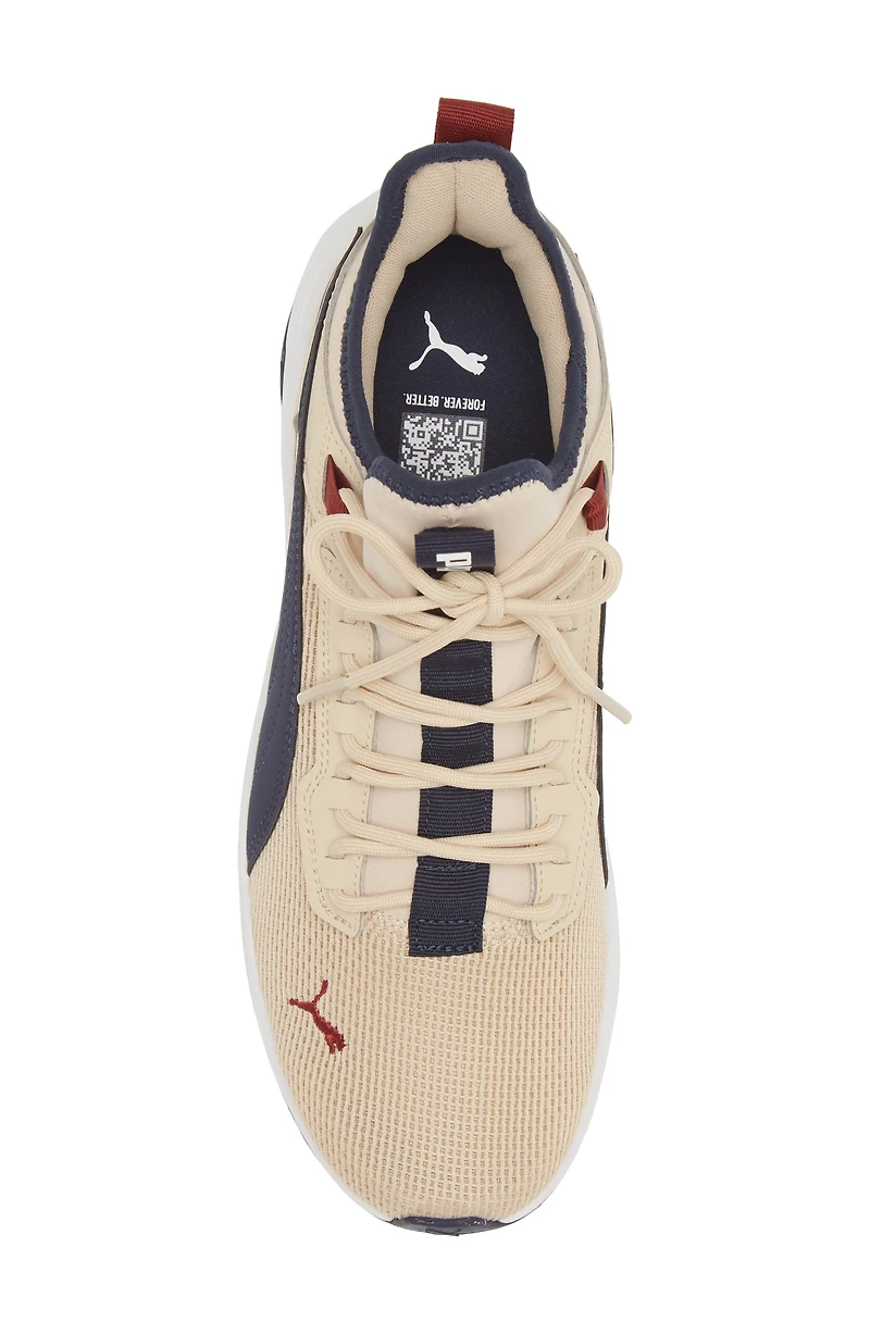 Stride Exero Sneaker