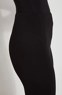 Claire Seamed Capri Leggings