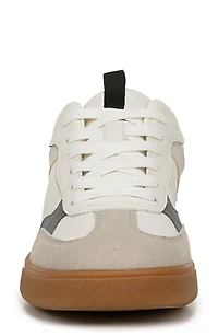Tastic Low Top Sneaker