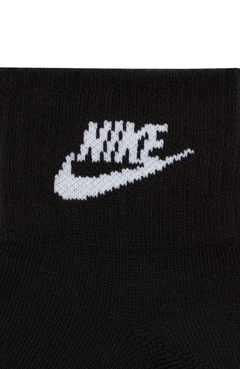 Assorted 3-Pack Dri-FIT Essential Ankle Socks