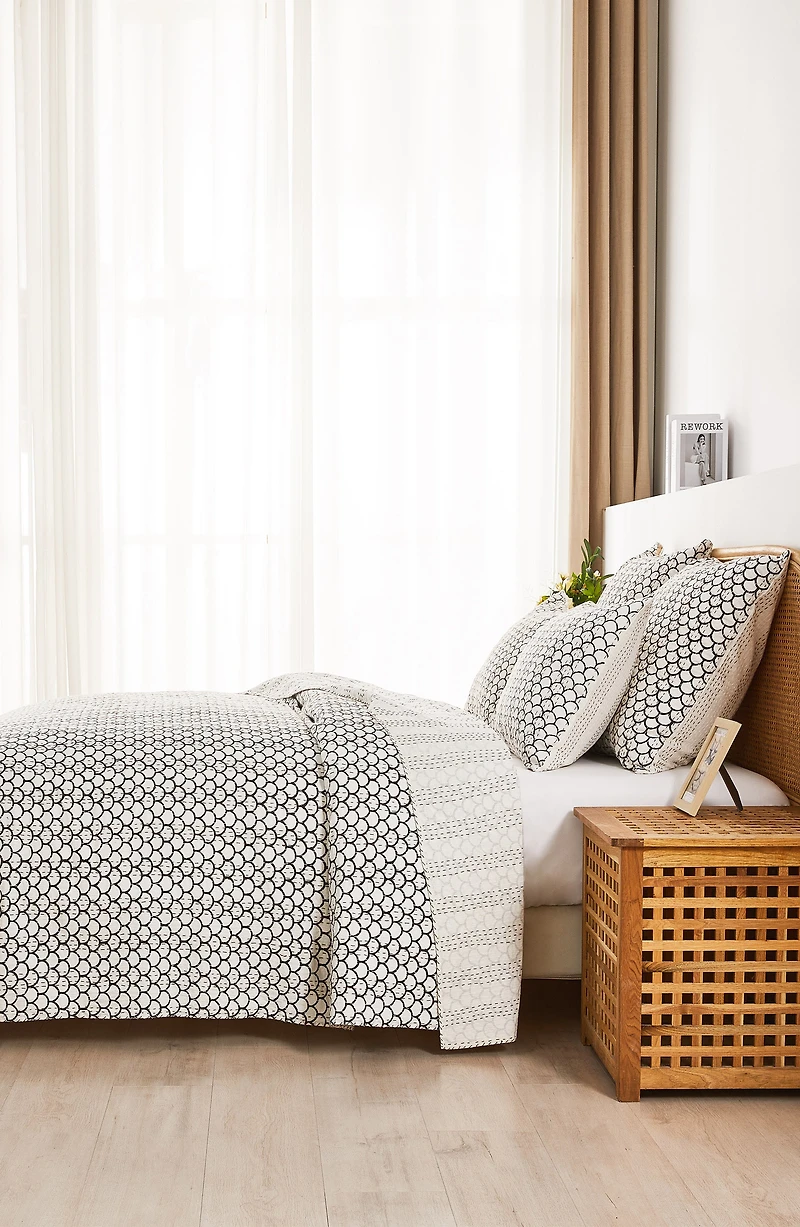 Scalloped Handstitched Kantha Set of 2 Cotton Shams