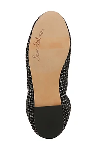 Felicia Flat